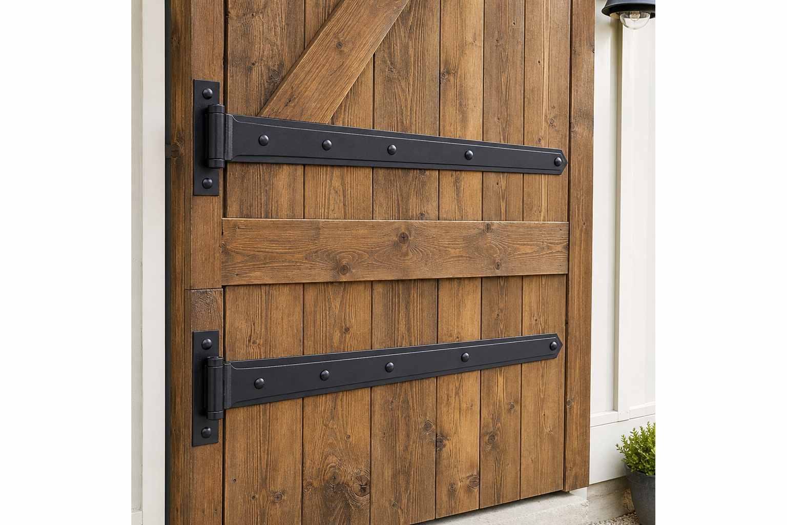 Strap hinge on timber door